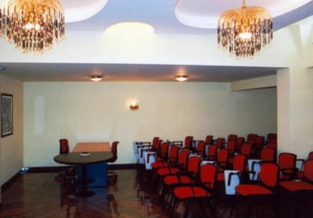 Hotel Ristorante Cordial Comiso Exterior photo